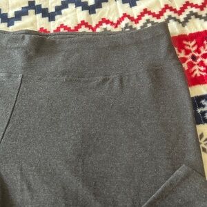 Sonoma Charcoal Cropped Leggings